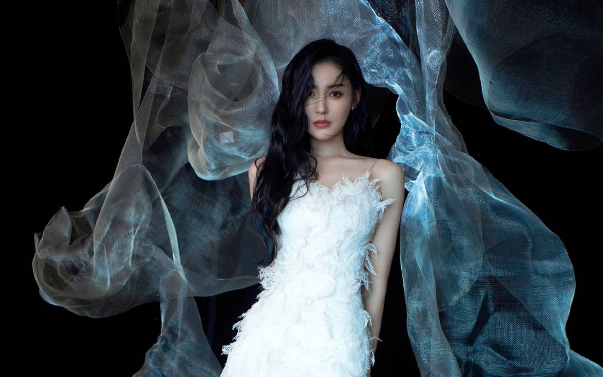 中国男篮围绕核心组织战术 配合逐步流畅,中国男篮专用篮球